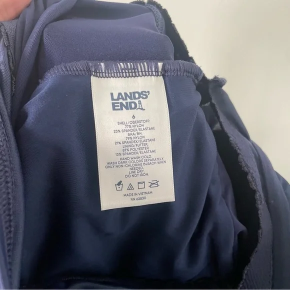 NWT New Lands End Navy Blue Criss Cross Padded Tankini Swimsuit Top Size 6 - Picture 3 of 4